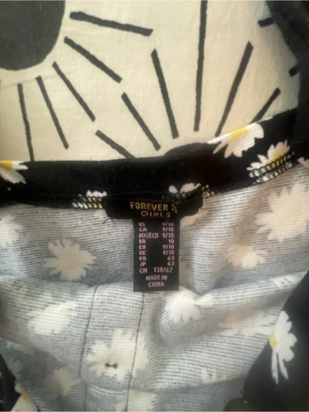 Forever 21 darling duo